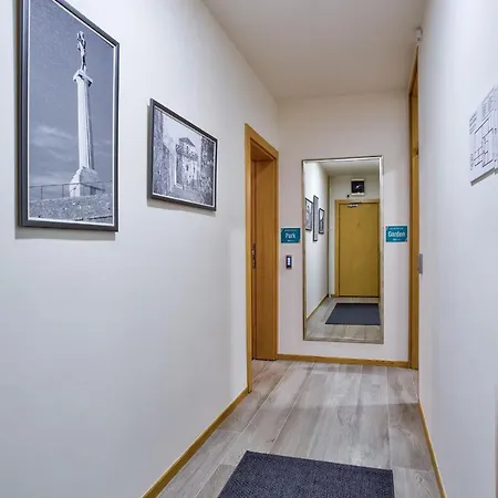 Booking Apartments Apartment *